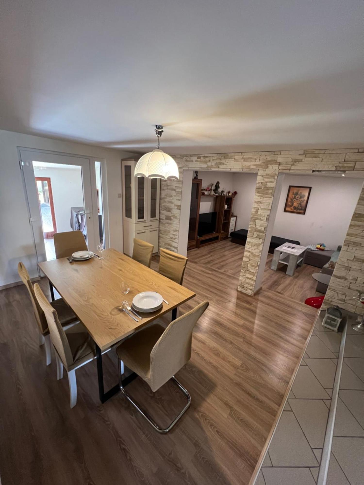 -Self-Check- 4-Bedroom Family House With Heated Tub Левице Экстерьер фото